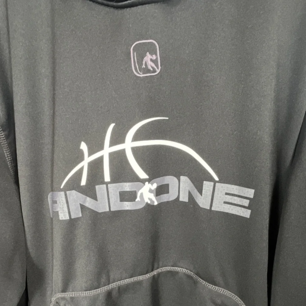 AND1 Men's Black Graphic Print Fleece Pullover Hoodie w/‎ Pockets Size Large